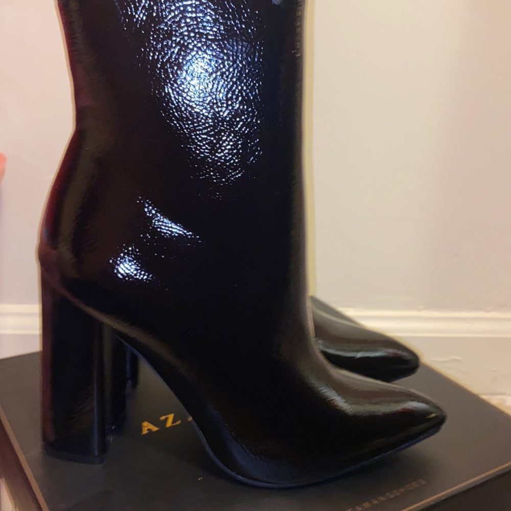 AZALEA WANG PATENT CHUNKY HEEL POINTED TOE BOOTIE